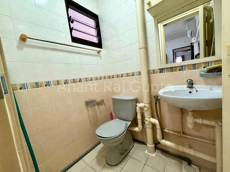 3 Room (3A) HDB for Rent in  129 Ang Mo Kio Avenue 3 - Image 6